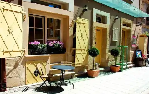 Vintage Boutique - 37