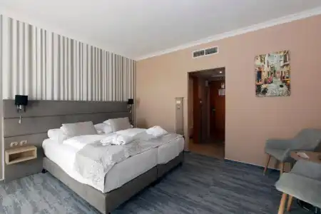 Laroba Wellness - 55
