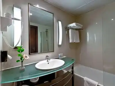 Mercure Lisboa - 53