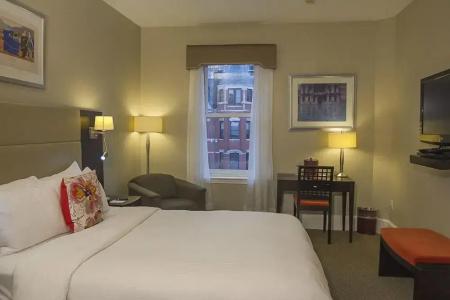 Maverick Suites at 245 Newbury St - 27