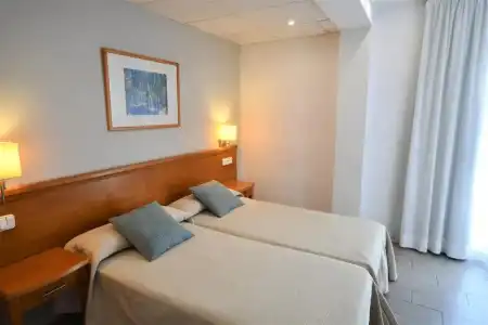 Hostal Mallorca - 48
