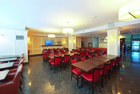Hampton Inn by Hilton Ottawa - 16