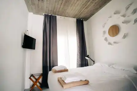 Mesanto Luxury Suites - 1