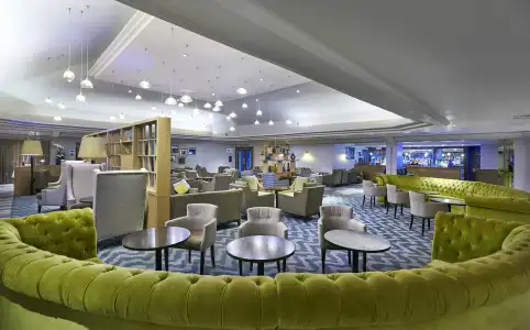 DoubleTree by Hilton Bristol North - 23