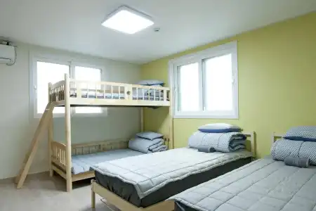 Twin Rabbit Hostel - 39