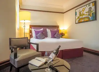 Hôtel Pont Royal - 63