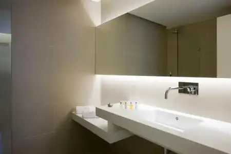 O&B Athens Boutique - 168