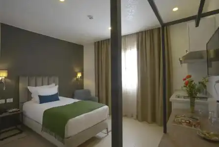 Maia Suites - 29
