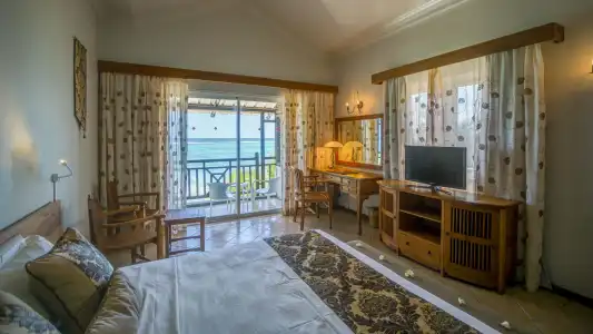 Le Peninsula Bay Beach Resort & Spa - 3