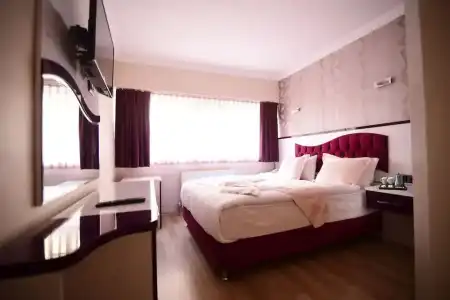 Özdemir Palas - 22
