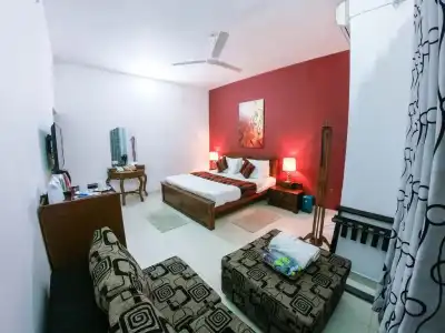 Romance Hills - 79