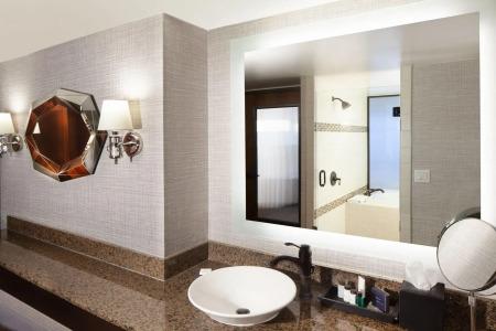 Sheraton Anchorage - 35