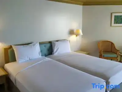 City Beach Resort - 64