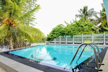 Laluna Ayurveda Resort - 12