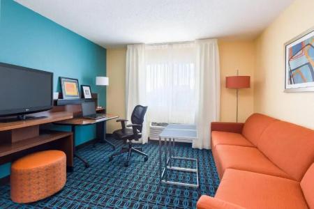 Fairfield Inn & Suites Grand Rapids Airport - 21