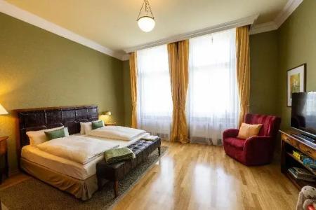 Louisa's Place - 181