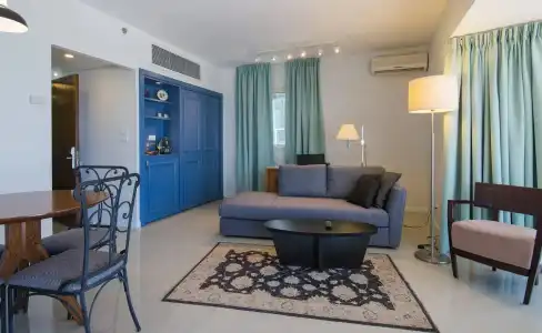 Jewel Beachfront Boutique - 10
