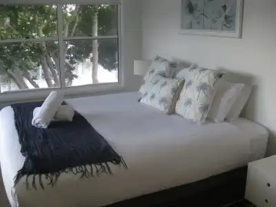 Noosa Entrance Waterfront Resort - 73