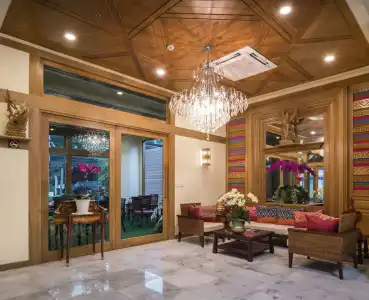 Peak Nimman Prestige - 24
