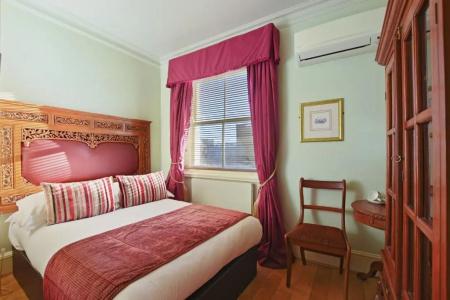 Twenty Nevern Square - 125