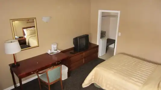 Village Inn & Suites - Sudbury - 7