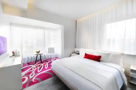 Mode Sathorn - 23