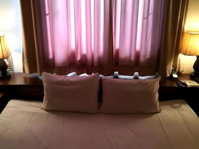 Ceeds - Adults Only - 2