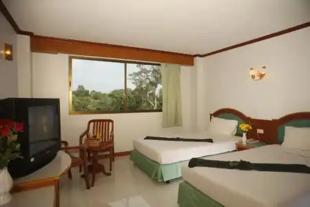Boon Siam - 31