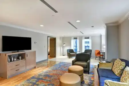 The Cincinnatian Curio Collection by Hilton - 75