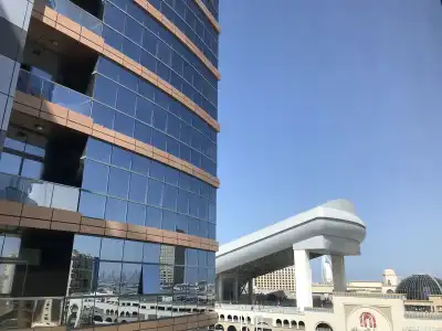 DoubleTree by Hilton & Residences Dubai Al Barsha - 28