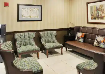 Pointe Plaza - 11