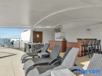 Rolling Surf Resort - 231
