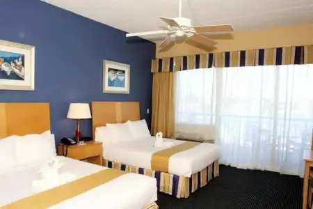 ChartHouse Clearwater Beach Marina - 17