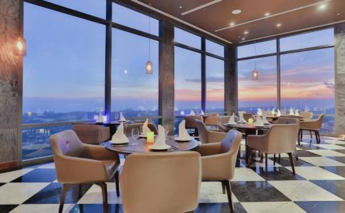 Holiday Inn & Suites Rayong City Centre by IHG - 29