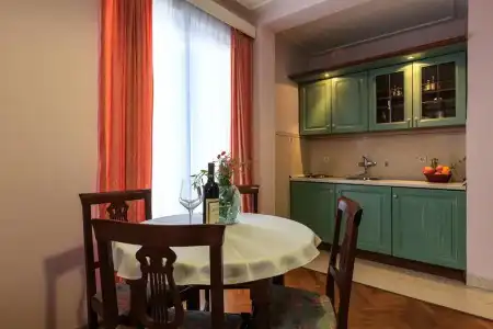 Villa Velzon Guesthouse - 22