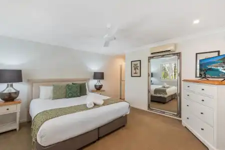 Noosa Entrance Waterfront Resort - 37