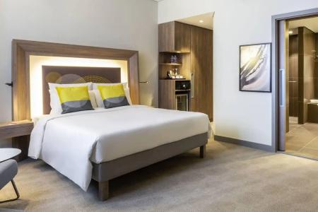 Novotel Bur Dubai - 7