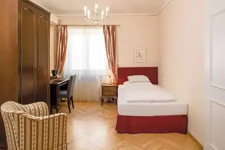 Erzherzog Johann Palais - 110