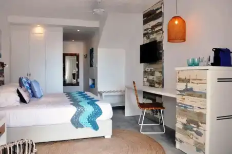 Seapoint Boutique - 76