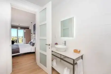 Georges Boutique Living - 41