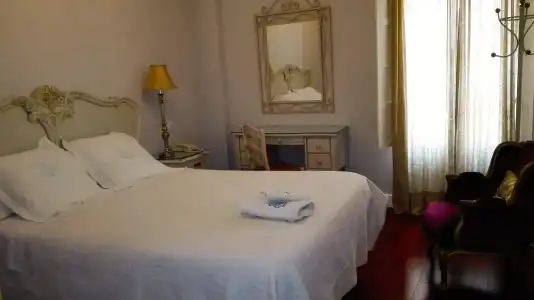 Le Petit Paris - 3