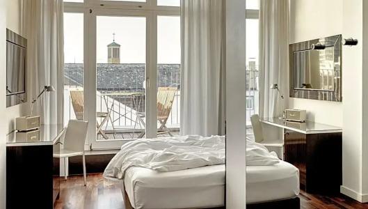 The Pure, a Member of Designs - 61