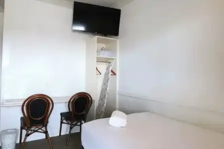 Park Avenue Motel - 28