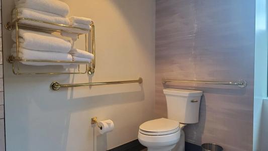 Clayton and Members Club - 9