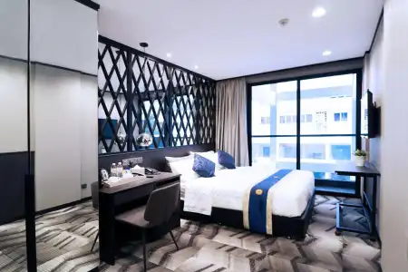 NuVe Urbane - 114