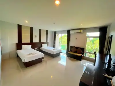 Peak Boutique City - 64