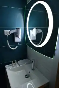 Claridge - 79
