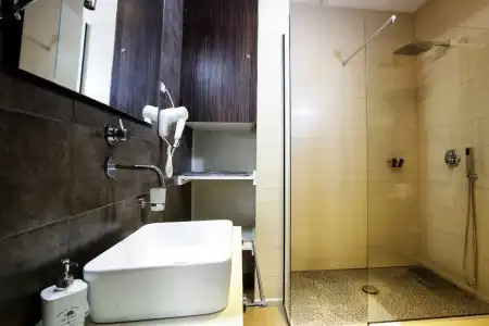 Hôtel La Villette - 128