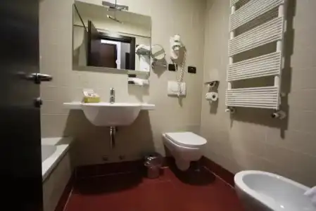 Merulana Inn Guest House - 25