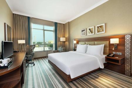Hilton Garden Inn Dubai Jumeirah - 3